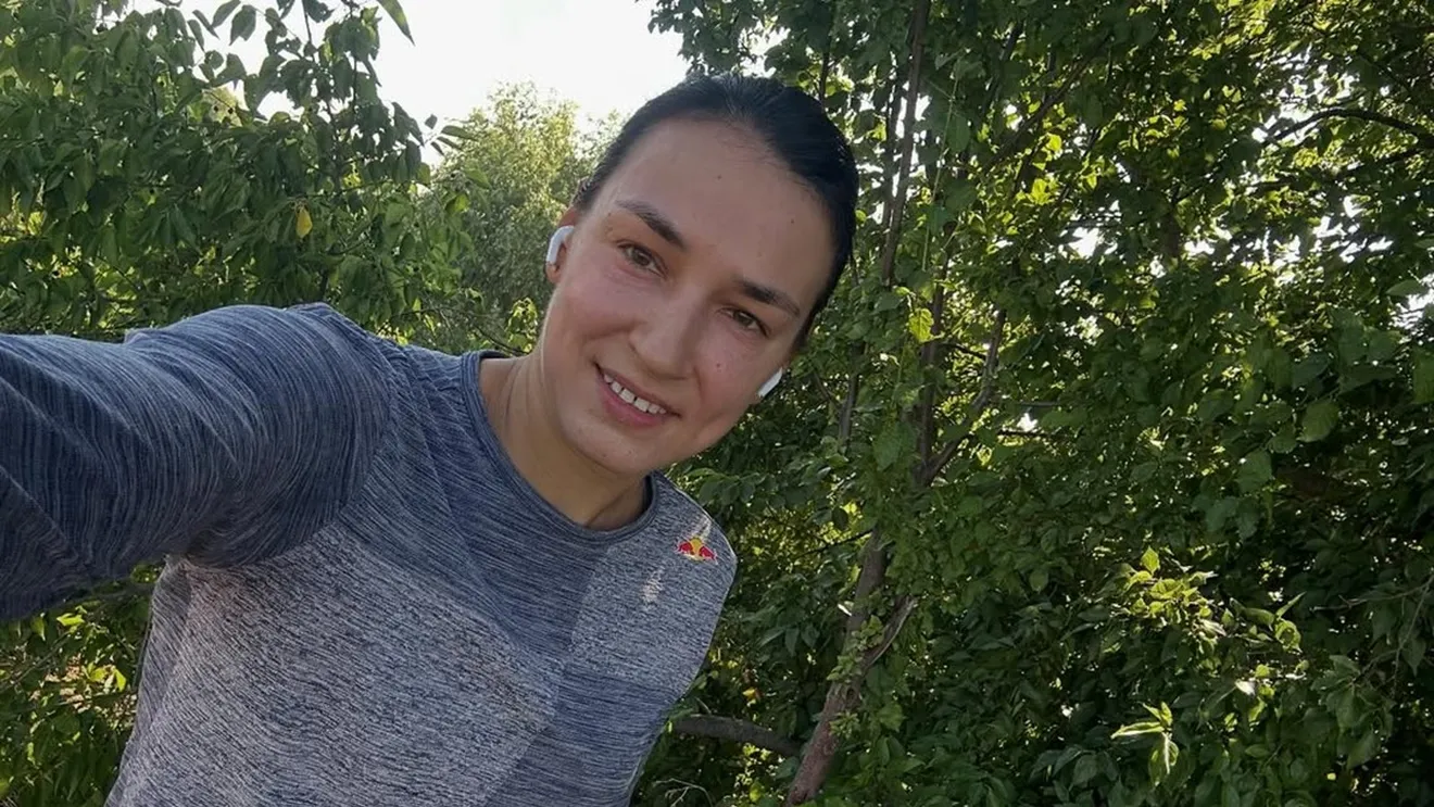 Cristina-Neagu-a-plecat-din-Romania-in-SUA-pentru-a-descoperi-bucuriile-vietii.-La-37-de-ani-campioana-a-ales-un-alt-drum-1-1.webp