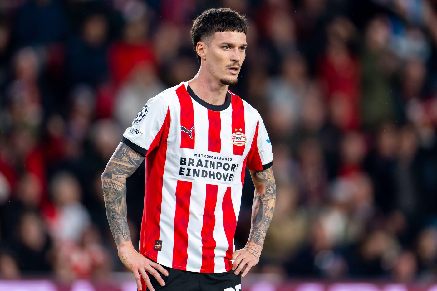 Gol și pasă de gol pentru Dennis Man! PSV face spectacol cu Fortuna Sittard, iar numele românului este scandat de un stadion întreg