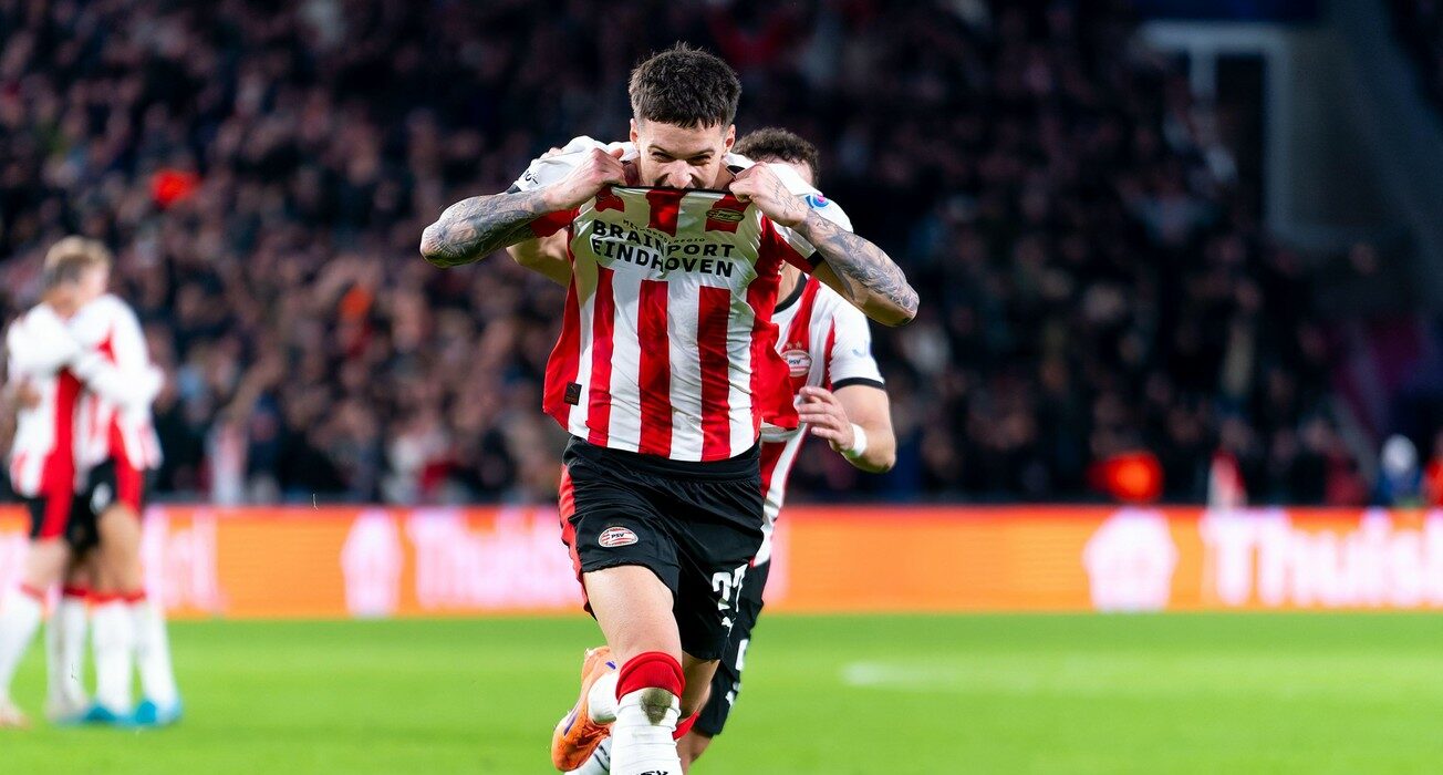 Dennis-Man-impact-nimicitor-in-Olanda.-Golul-serii-in-Champions-League-elogiat-„Ca-un-glont-e1761121847576.jpg