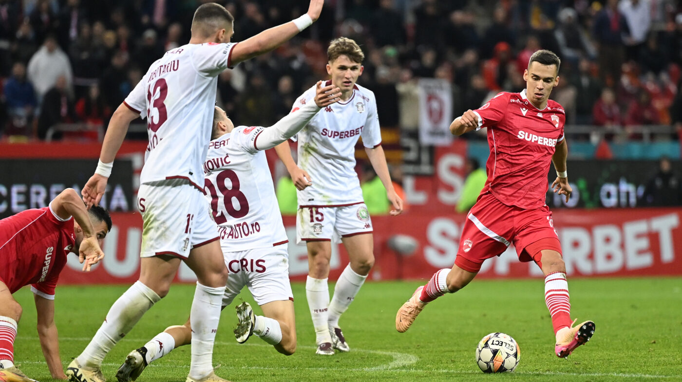 Dinamo București – Rapid București, Live Text Online de la 20:30, în etapa 13 din Superliga. Echipele de start. „Câinii” nu au mai câștigat în fața rivalilor de peste un deceniu