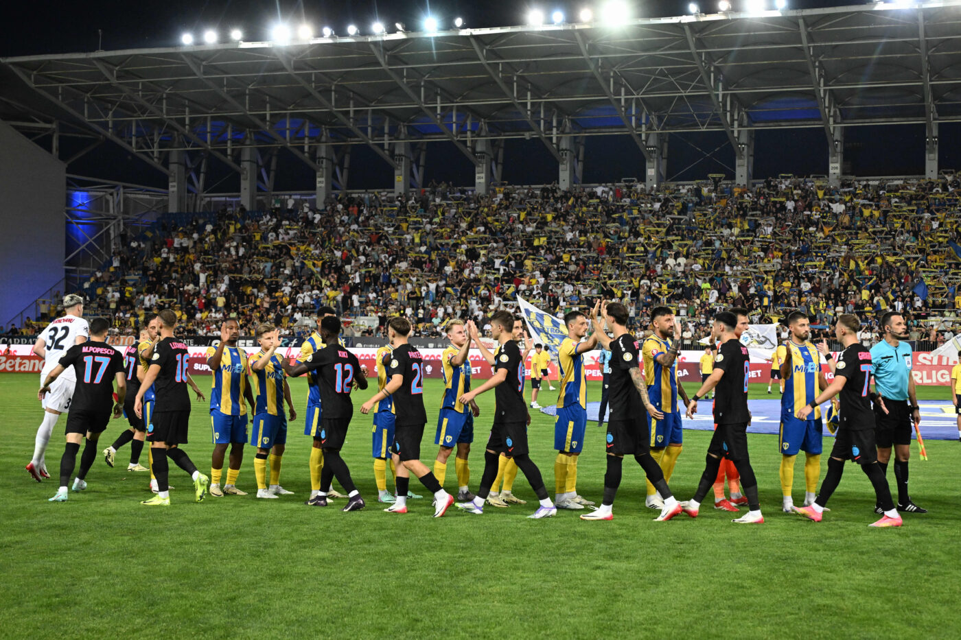 Doi fotbaliști din Superliga României se bat pe un loc de titular la o națională cu mari șanse de a se califica la Mondiale