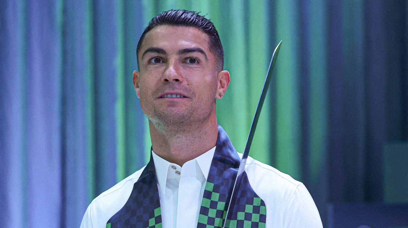 Fiul de 15 ani al lui Cristiano Ronaldo a primit cadou un Lamborghini Urus de 265.000 de euro