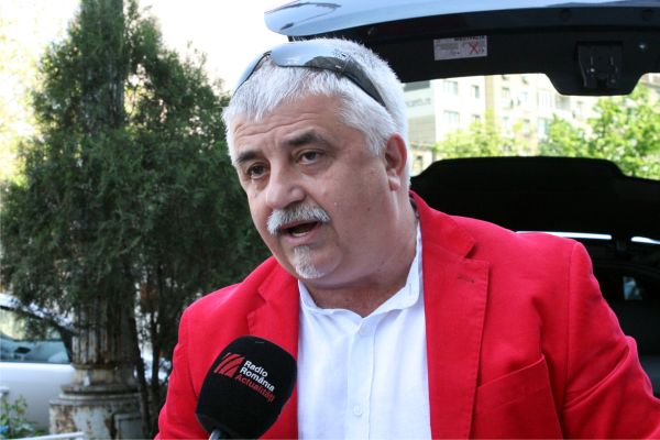 Fostul-arbitru-roman-a-ajuns-milionar-in-euro-din-investitii-pe-Bursa-dar-afacerile-imobiliare-pe-care-le-are-cu-familia-sunt-controversate.png