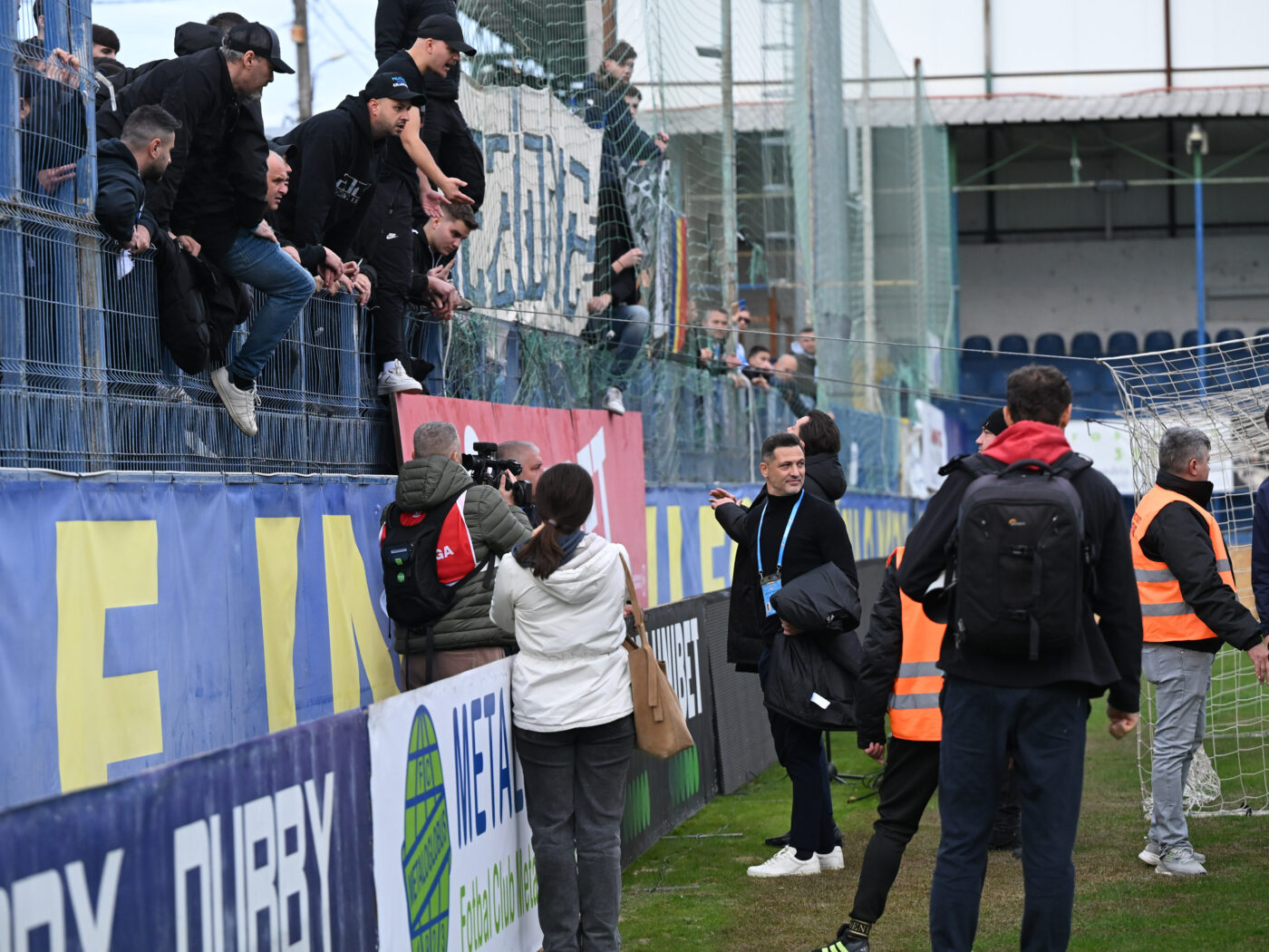Galeria Universităţii Craiova, sprijin total pentru Mirel Rădoi: „El e declicul de care acest club are nevoie pentru a ieși din zodia semi-perfomanței”