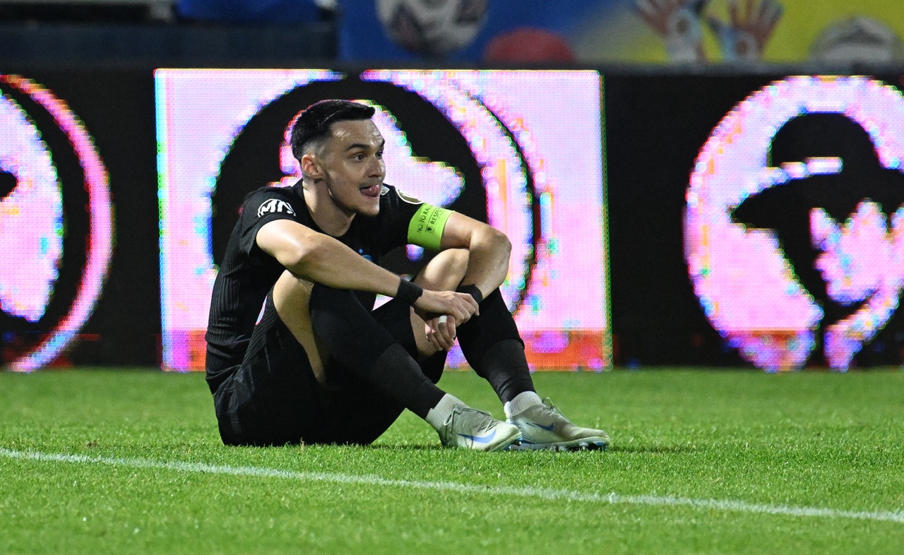 Gigi-Becali-va-innebuni-de-furie-dupa-gafa-lui-Sut-din-FCSB-Bologna.jpg