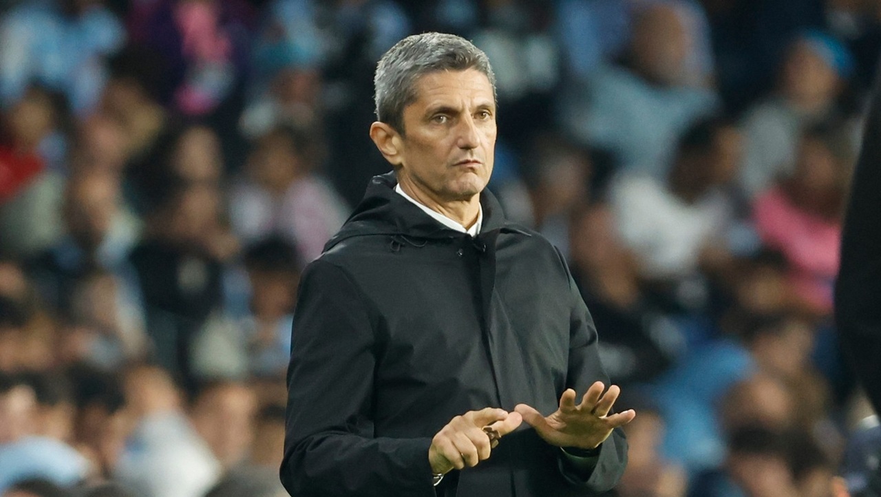 Ionut-Radu-l-a-invins-pe-Razvan-Lucescu.-Criza-de-la-PAOK-se-adanceste-si-criticile-impotriva-antrenorului-roman-vor-fi-din-nou-puternice.jpg