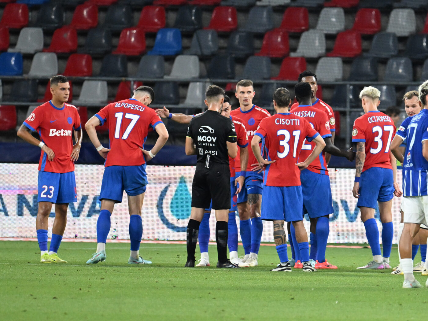 Managerul FCSB a cerut excluderea arbitrului din Superliga: „Să ne lase!”