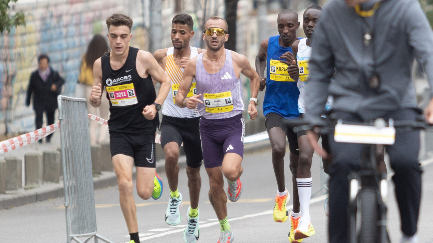 Performanță istorică: recordul național la maraton a fost doborât după aproape jumătate de secol!