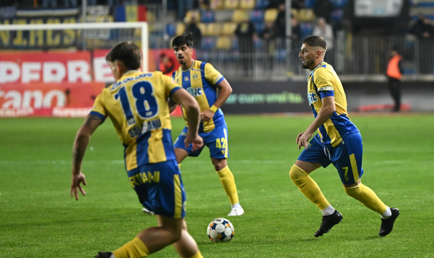 Petrolul Ploiești – CFR Cluj 1-0, în etapa 13 din Superliga. Lovitură pe „Ilie Oană”: gazdele câștigă primul meci acasă în acest sezon! Ardelenii, în derivă