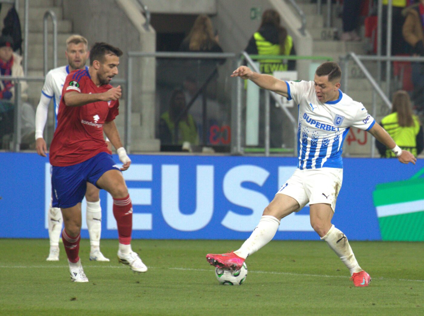 Bebelușii lui Mirel. Fără șut pe poartă, Craiova a cedat, fără pretenții, în Polonia. Cătălin Mureșanu scrie cronica partidei Rakow- Universitatea