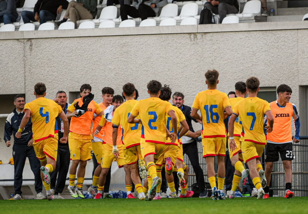 România U17, victorie de echipă mare! După egalul cu Franța, tricolorii mici au defilat