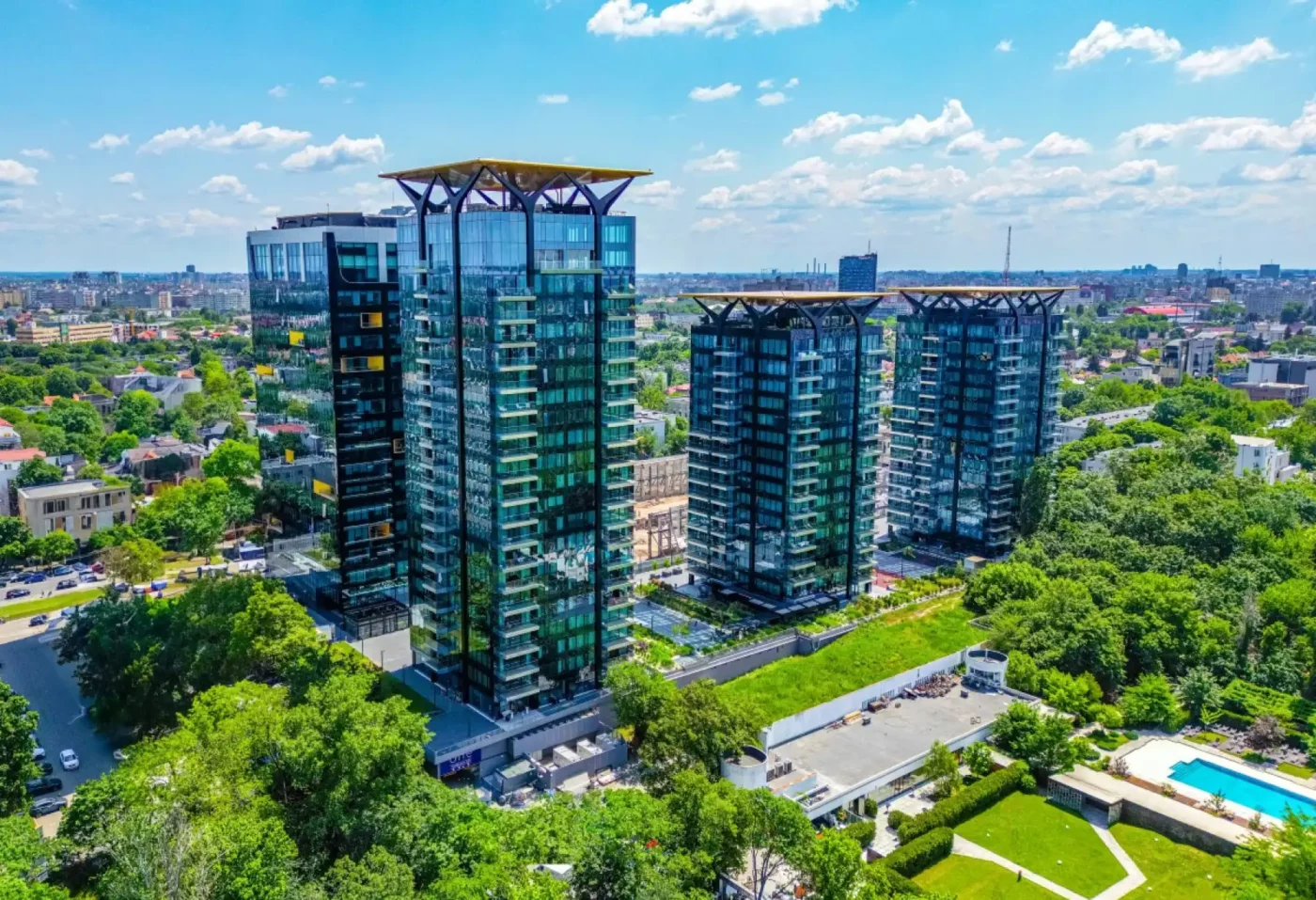 Sponsorul-Superligii-a-depus-oferta-de-114.000.000-de-euro-pentru-tranzactia-imobiliara-record-prin-care-cumpara-One-Tower-din-Floreasca-1400x957.webp
