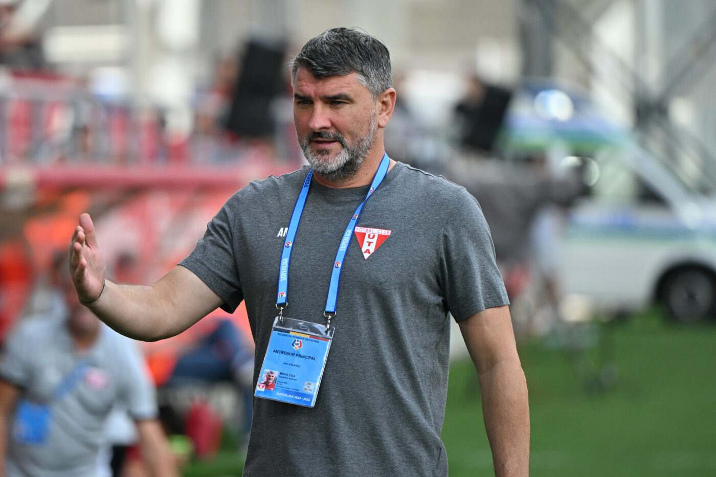 UTA nu mai câștigă de două luni în SuperLigă, e în pericol Adi Mihalcea? Ce se întâmplă cu interdicția la transferuri?