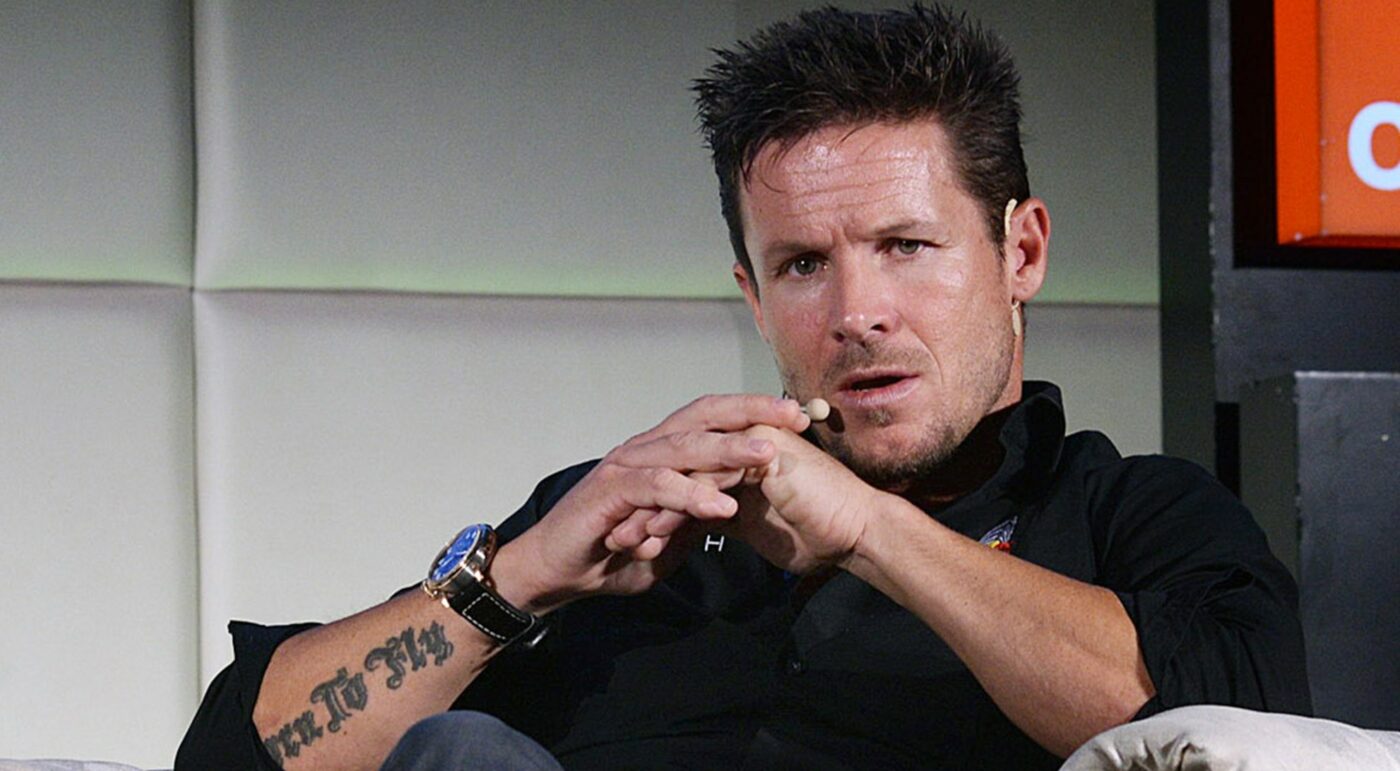Un expert în parapantă le-a spus elvețienilor cum s-ar fi produs, de fapt, eroarea fatală a lui Felix Baumgartner: „N-a fost atent la asta”