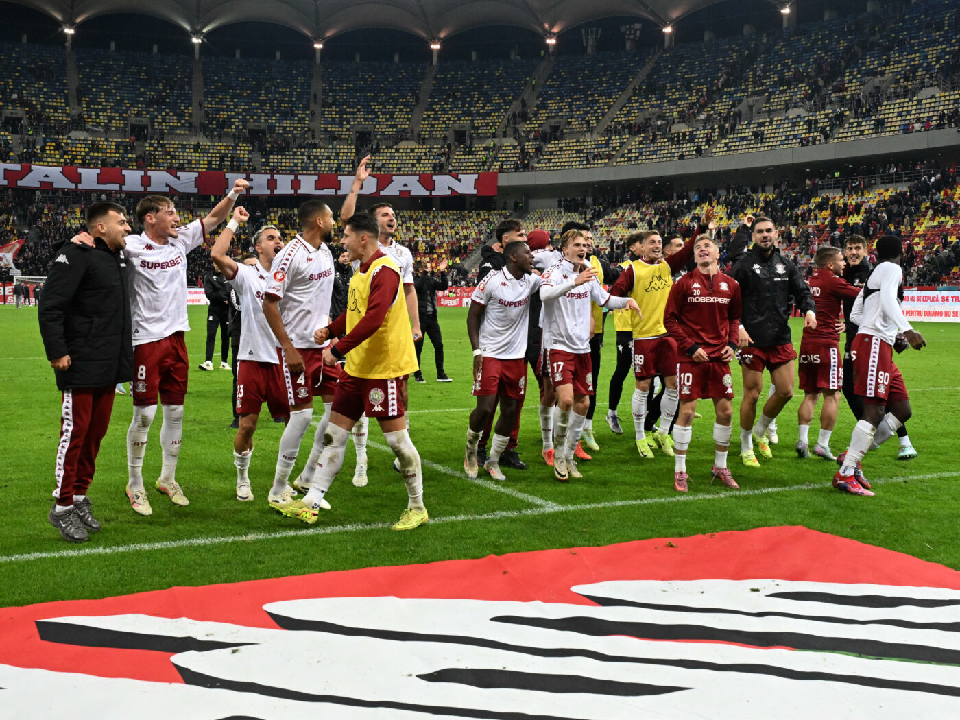 Verdict aparent surprinzător al fanilor din Superliga: după un week-end cu 18 goluri, a fost ales Jucătorul Etapei un fotbalist care n-a reușit nici măcar un assist runda asta!