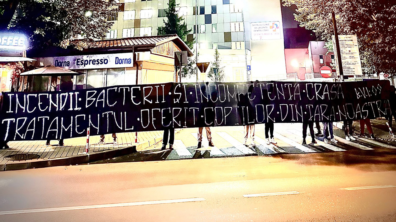 suporteri-poli-iasi-protest-spital.jpg