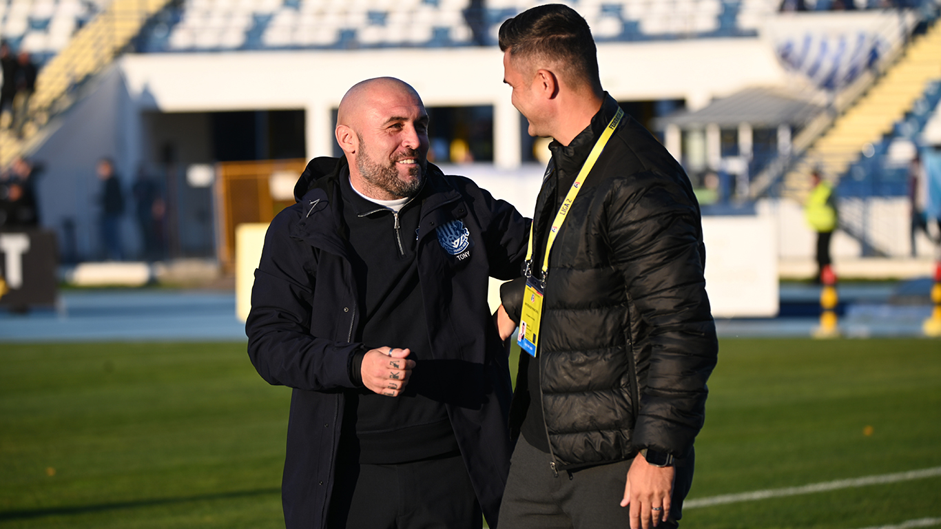 Ultimatum pentru antrenorul unei echipe care aspiră la promovarea în SuperLigă! Victorie sau va fi demis! Prioritatea zero a clubului