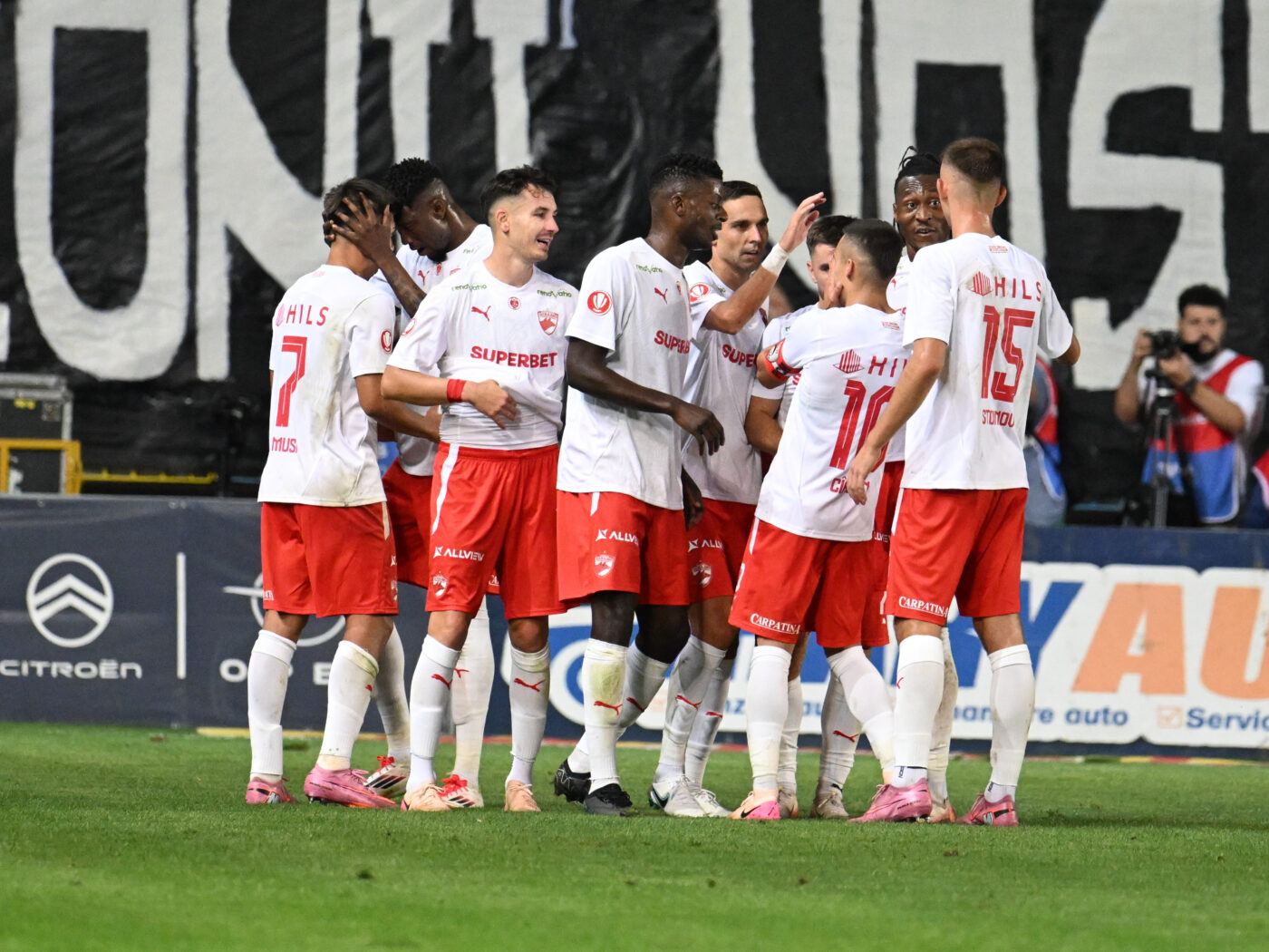 „Vreau să rămân lângă oile mele”. Patronul din Superliga a vrut să cumpere Dinamo, dar s-a temut că n-are bani suficienți, deși are contracte cu Statul de 3 miliarde de euro