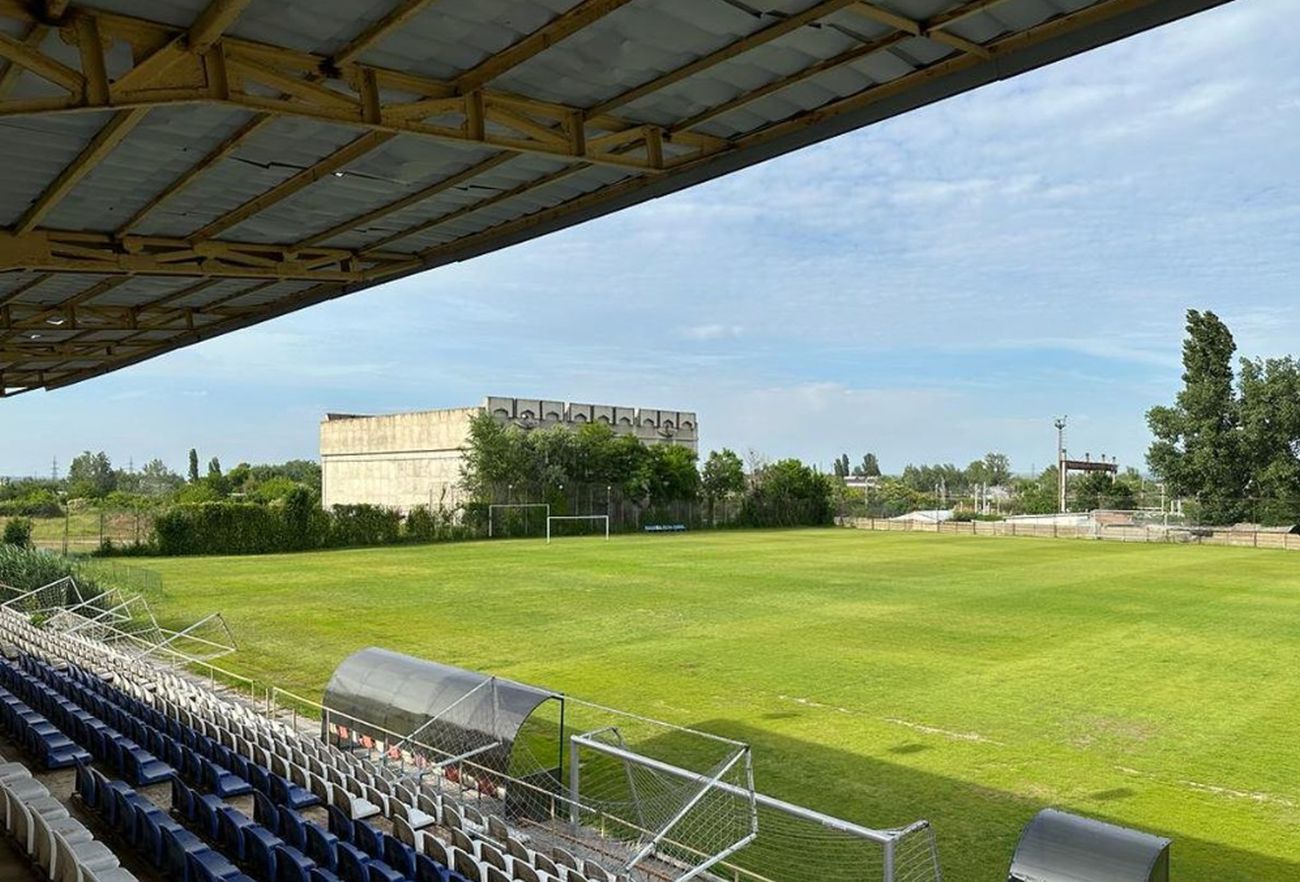 621.000 de euro e prețul stadionului din Galați. Se vinde cu 1,5 hectare de teren