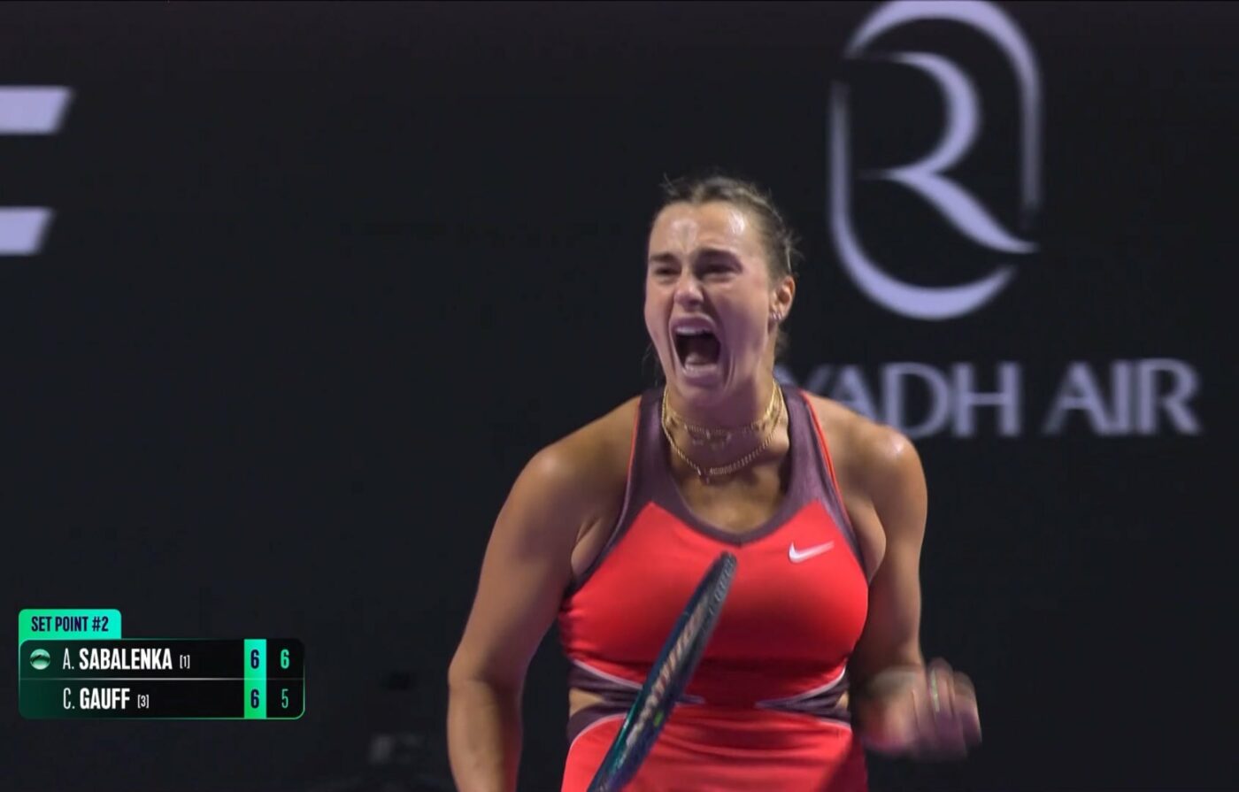 Aryna-Sabalenka-a-eliminat-o-pe-Coco-Gauff-la-Turneul-Campioanelor-1400x895.jpeg