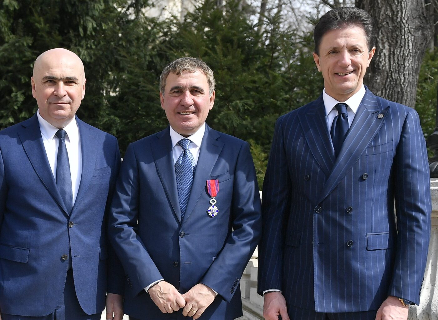 Ce i-a cerut Ilie Bolojan lui Gică Popescu în plină austeritate. Stadioanele de sute de milioane de euro din România depind de pixul fostului căpitan al Generației de Aur