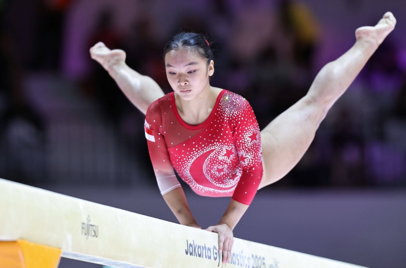 Cum a reuşit să scrie istorie la Mondiale o gimnastă de 16 ani din Singapore: „Se antrenează 6 zile pe săptămână, câte 4 ore, iar seara îşi face temele”
