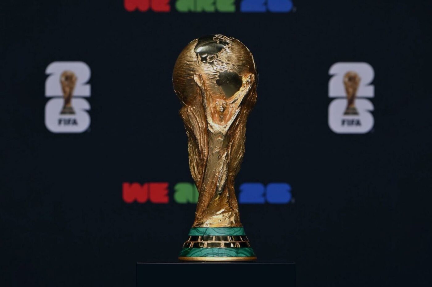 Cum-arata-lotul-incredibil-de-un-miliard-de-euro-care-va-urmari-CM-2026-la-televizor-Topul-pe-continente-al-starurilor-din-Premier-League-La-Liga-si-Serie-A-care-rateaza-Mondialul.-EXCLUSIV-1400x931.jpg