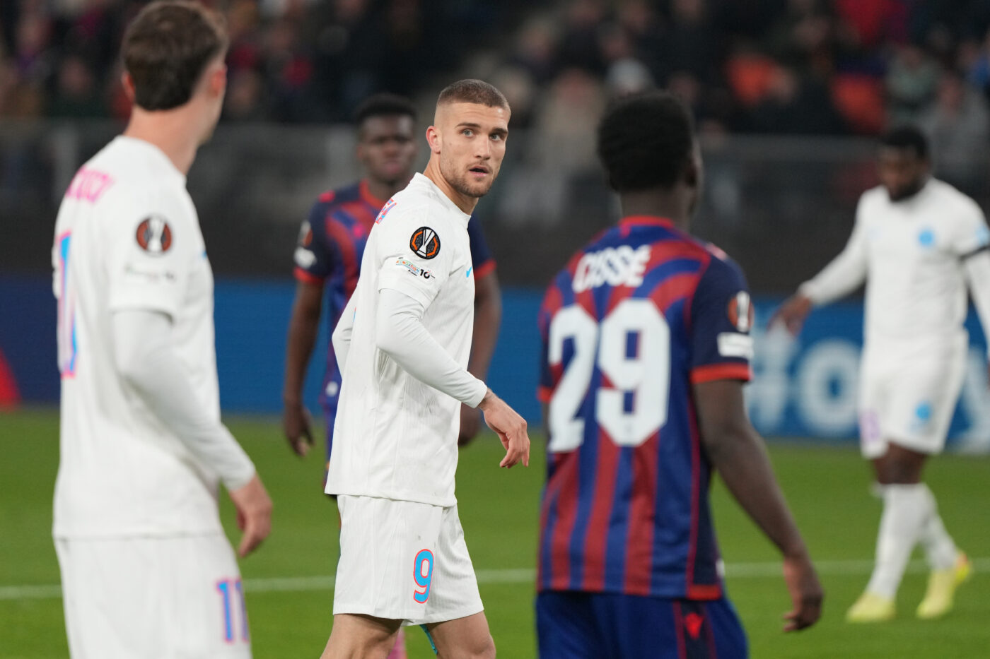 Daniel-Birligea-dezlantuit-la-interviu-dupa-dezamagirea-din-Basel-FCSB-3-1-„E-greu-asa-puteam-mult-mai-mult-Sunt-suparat-1400x933.jpg