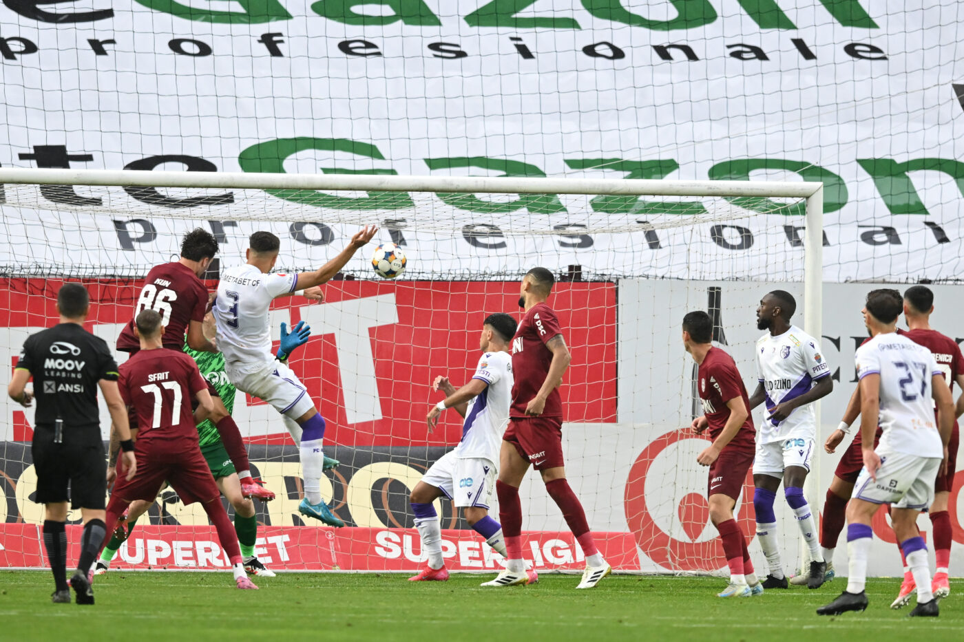 FC Argeș – CFR Cluj 3-0, în etapa 18 din Superliga. Echipa lui Daniel Pancu este umilită, după ce în runda precedentă dăduse de pereți cu Rapid