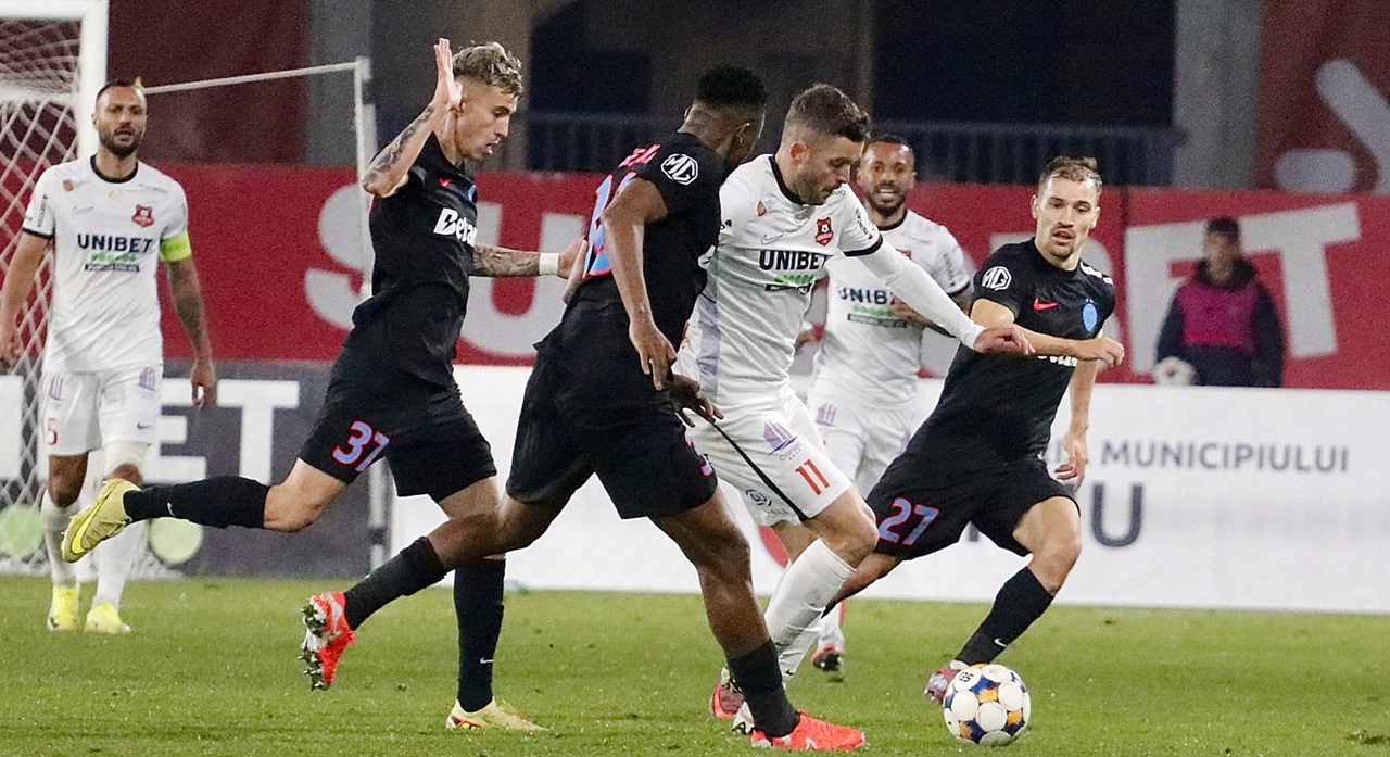 Halucinant! Fotbalistul de 5.000.000 de euro a fugit din cantonamentul FCSB și s-a întors a doua zi, iar Meme Stoica a rămas stupefiat: „Va plăti!”
