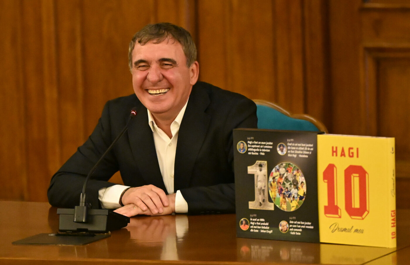 Ianis Hagi, aşteptat de părinții săi. Ce a făcut Gică Hagi: „Regele României”