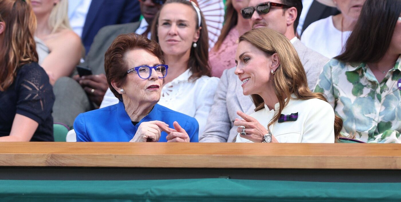 Imagini-neasteptate-cu-femeia-care-a-recunoscut-ca-a-pus-ochii-pe-banii-lui-Ilie-Nastase-Legendara-Billie-Jean-King-a-jucat-din-nou-tenis-e1764437028221.jpg