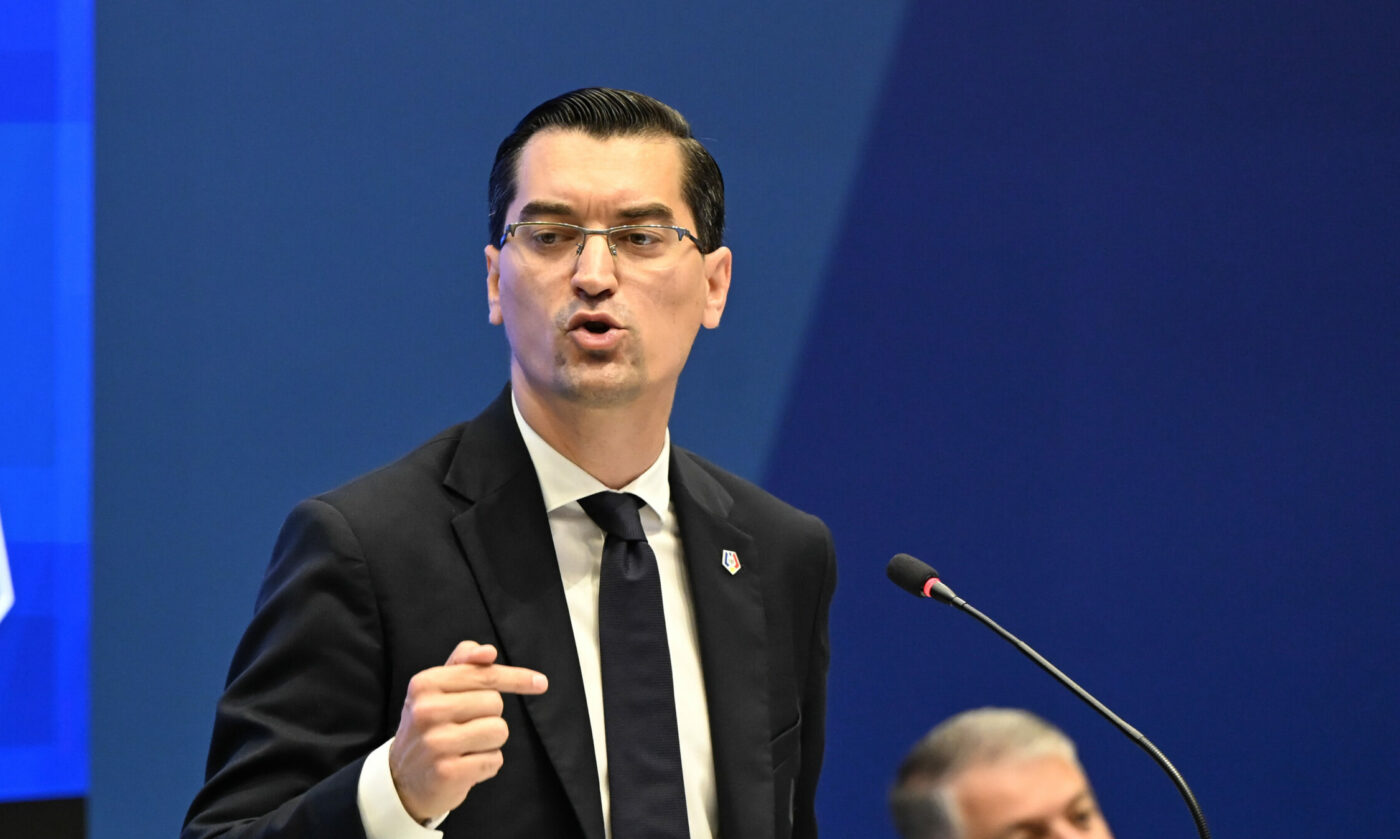 EXCLUSIV Situație explozivă înaintea alegerilor pentru președinția FRF! Răzvan Burleanu, reclamat la TAS pentru că ar încălca regulamentul: „Interdicție de a mai candida!”