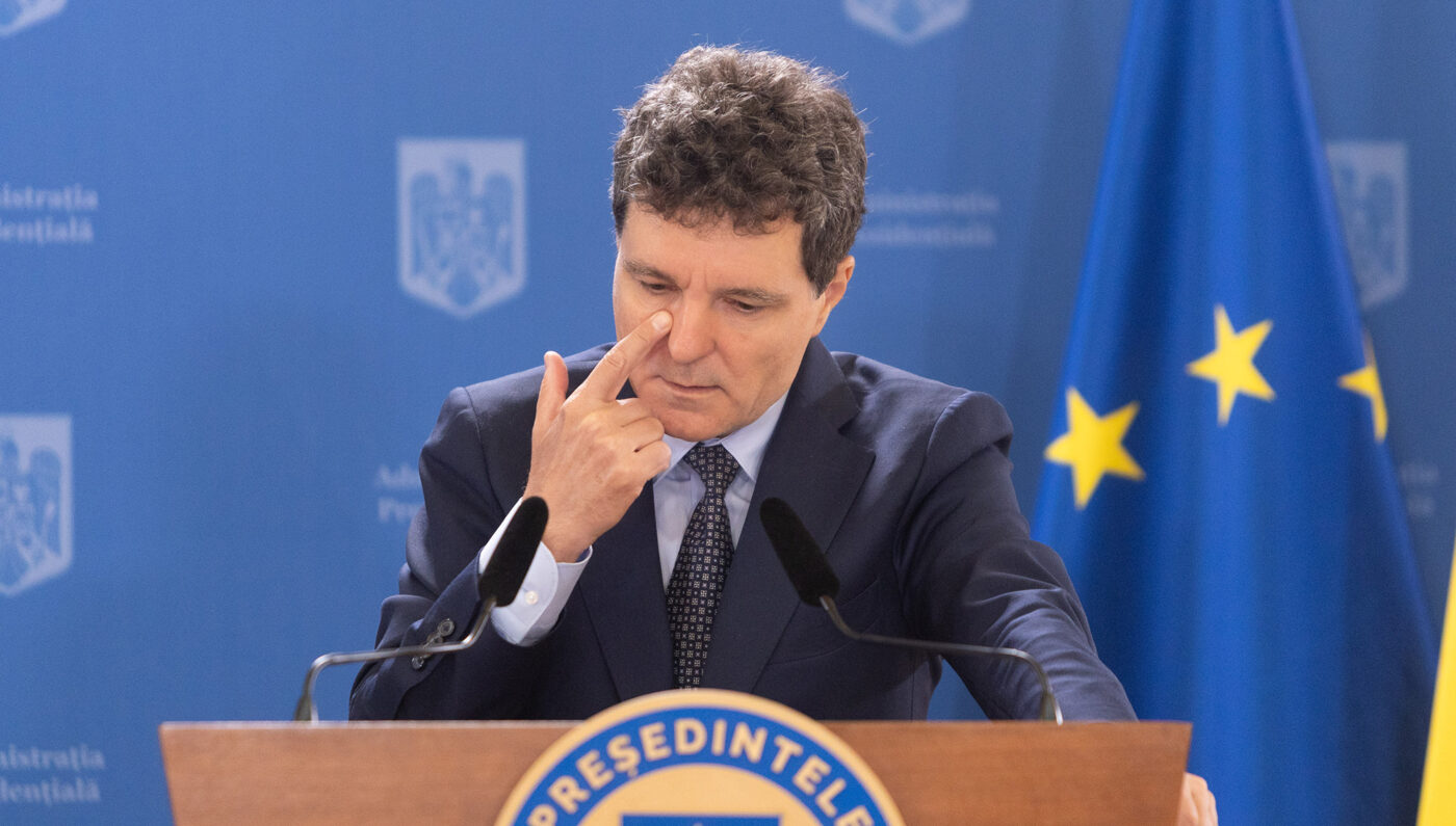 Milionarul cu pensie uriașă e impresionat de cum și-a făcut Nicușor Dan cărțile: „Cel mai tare om de pe pământ, ca un dictator”