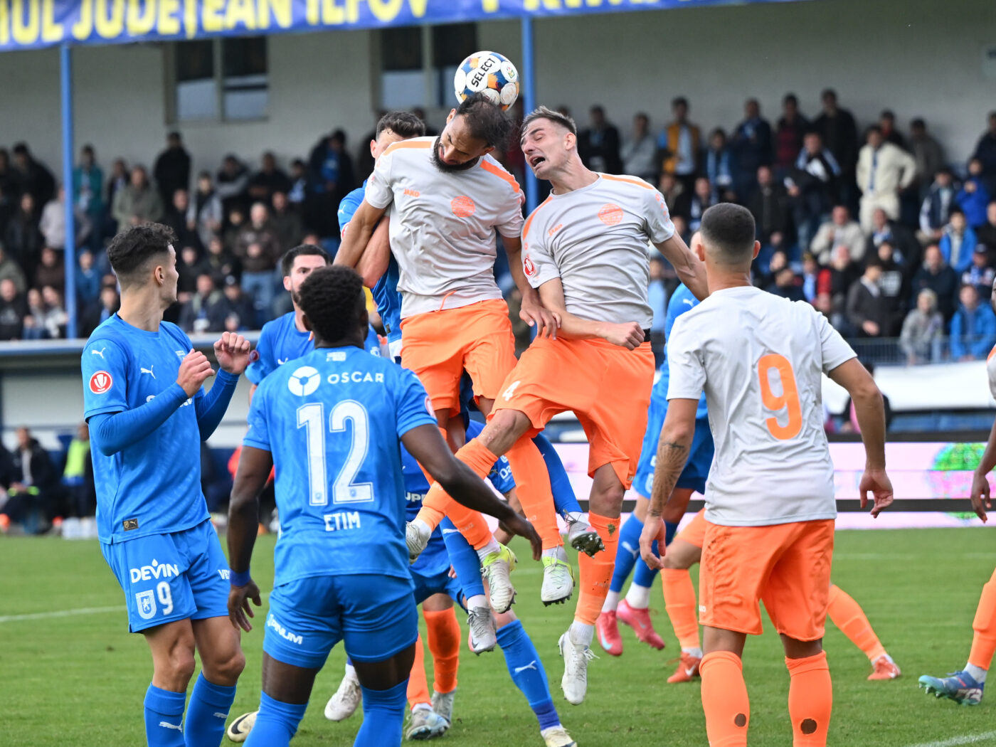 Noi dezvăluiri bombă dinspre Metaloglobus: „Am pariat pe 0-4 cu Oțelul, dar categoric s-a întâmplat ceva la 0-0 cu Universitatea Craiova! Nu amestecați jucătorii. Am băgat 75.000 de euro cash, cu punga de plicuri am mers în agenții!”. EXCLUSIV