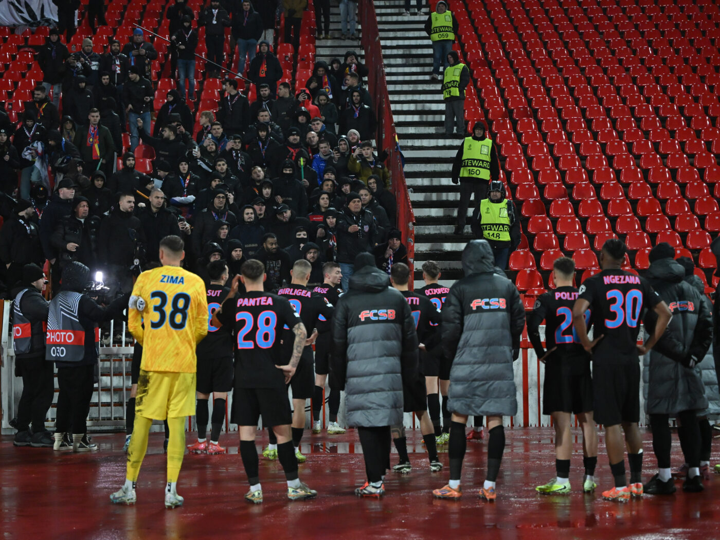 Oamenii patronului de la FCSB au dezvăluit în culise cum s-a prăbușit campioana României. EXCLUSIV