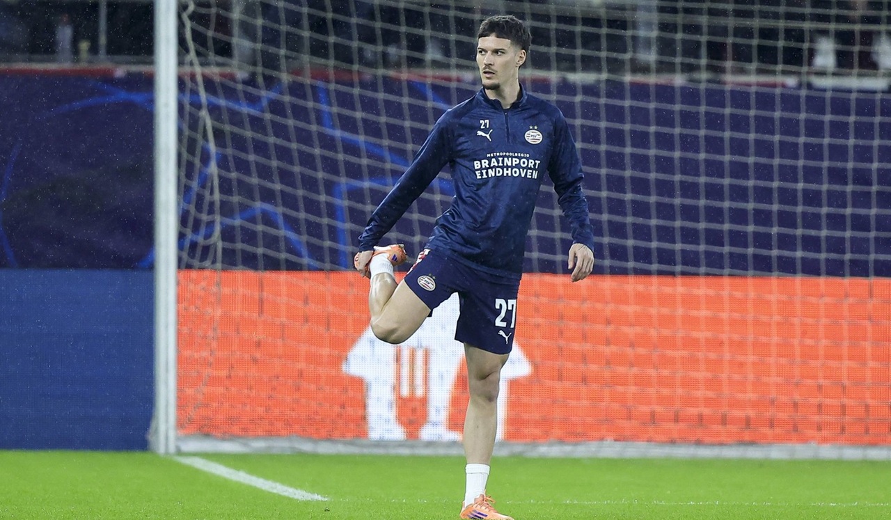 Olandezii au anunțat ce se întâmplă cu Dennis Man. Decizia a fost luată de antrenorul lui PSV