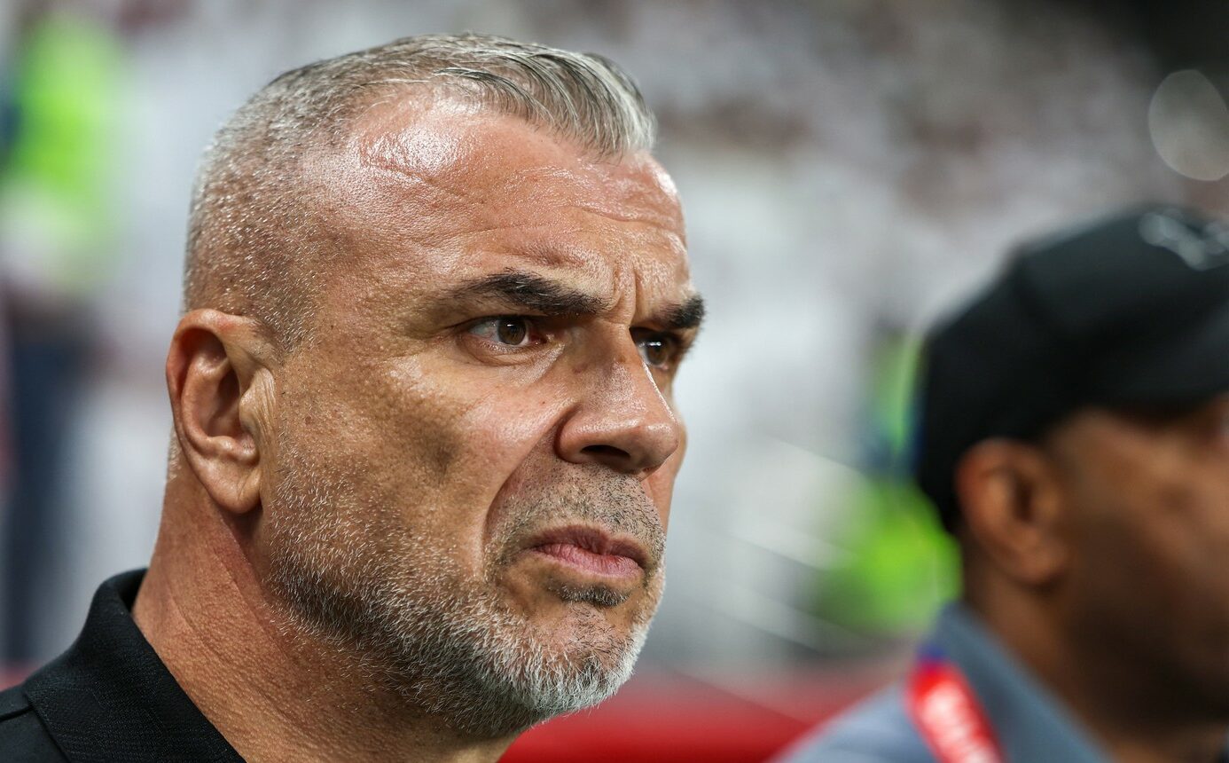 Olăroiu dă asaltul decisiv pentru prima de 5.000.000 de euro, iar fostul Balon de Aur și jucător de la Real Madrid îl laudă: „De elită!”