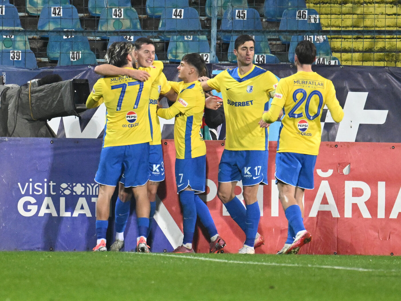 Oamenii lui Hagi luptă cu toate forțele pentru play-off și se gândesc deja la duelul cu FCSB: „Trebuie să fim mai atenți acolo”