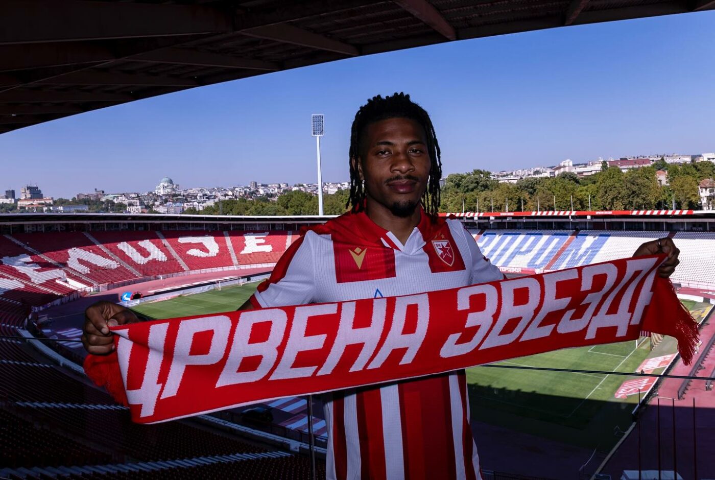 Povestea lui Franklin Tebo, „jandarmul” lui Bîrligea de pe Maracana. Fundașul pentru care Steaua Roșie Belgrad a plătit trei milione de euro a fost refuzat de Oțelul: „A stat trei luni în România. Au spus că are inima mărită”. EXCLUSIV