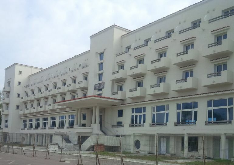 Răsturnare de situație cu Rex, fostul hotel de 5 stele, pe care Gigi Becali l-a pierdut la licitație deși oferise 10.000.000 de euro! Ce se întâmplă acum cu „perla” litoralului