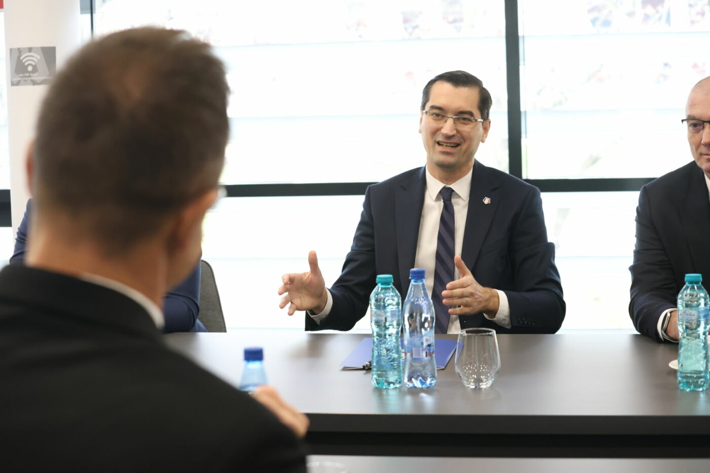 Răzvan Burleanu, întâlnire neașteptată cu un politician important din Ungaria! Anunțul FRF