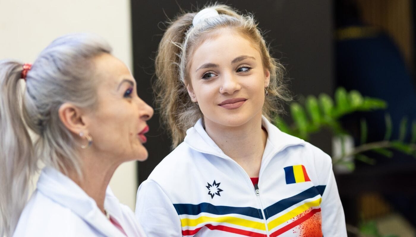 Reacția Cameliei Voinea după apariția imaginilor cu fiica ei: „Nu există mare campioană doar cu lapte şi miere”