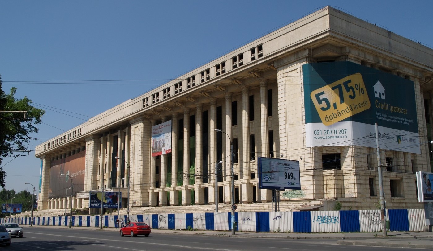 România cere daune de 2.000.000.000 de euro pentru eşecul de la Casa Radio, iar pe terenul acela primăria vrea construirea celei mai mari săli polivalente din țară
