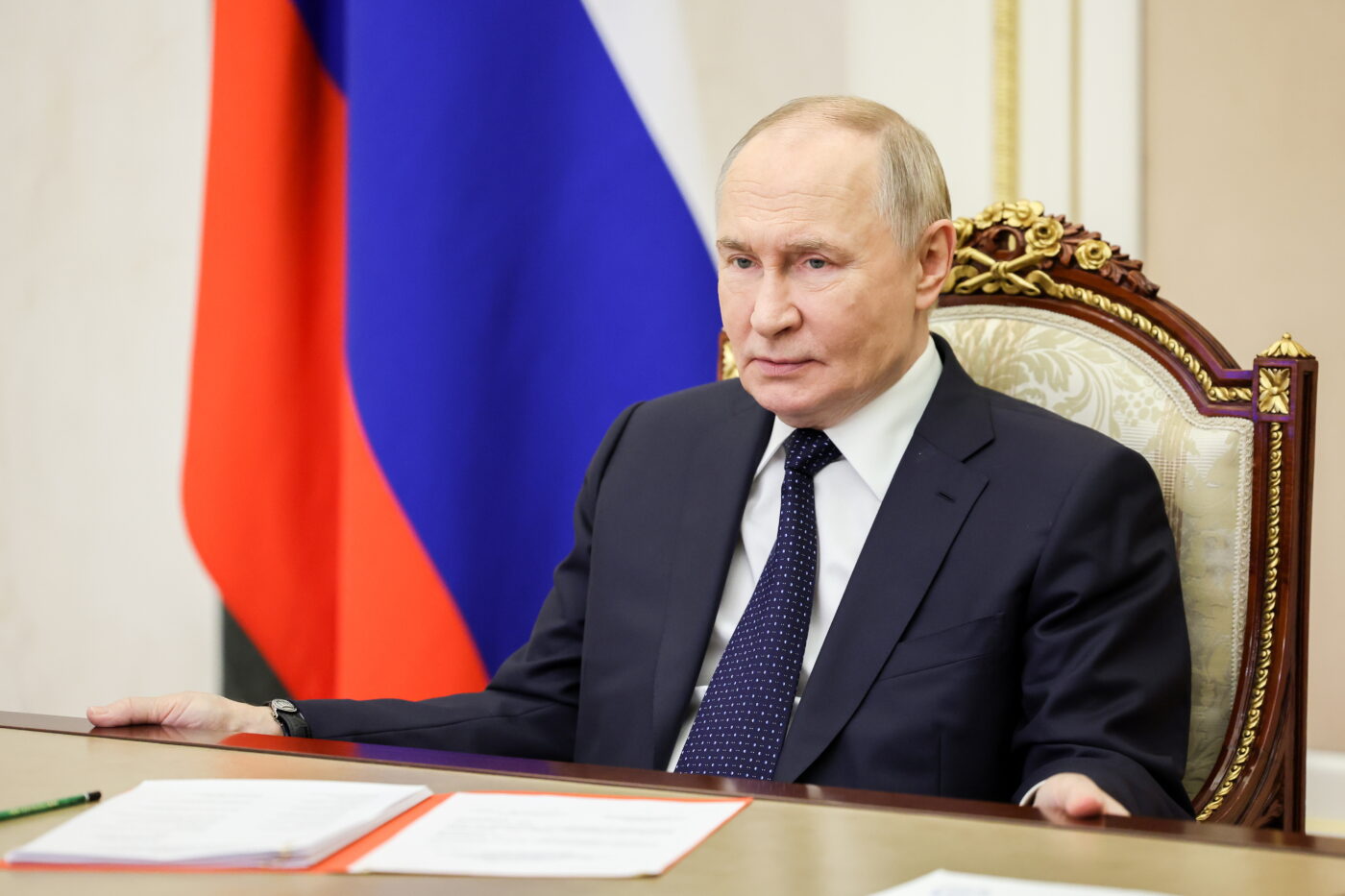 România poate juca la Cupa Mondială clandestină pe care Vladimir Putin vrea s-o organizeze în paralel cu Campionatul Mondial din SUA. Ce naționale ar fi invitate