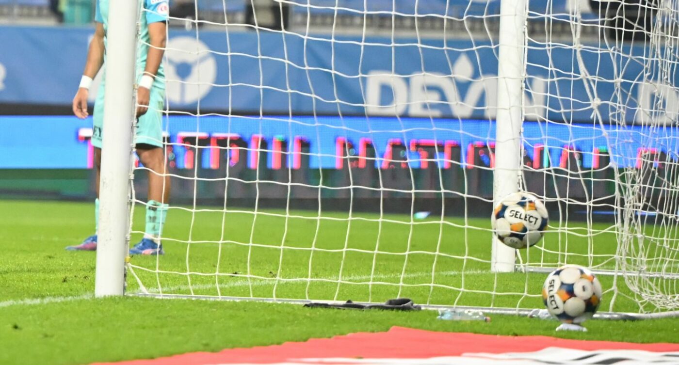 Săracii fotbaliști români bogați: „Au pierdut toată averea!”
