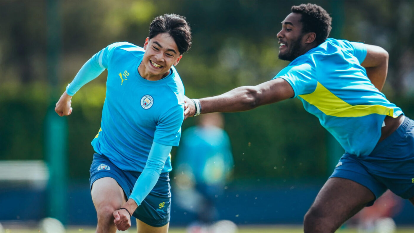 Spectaculos! S-a retras din fotbal la 19 ani, de la Manchester City, și s-a înscris la Drept la Oxford!
