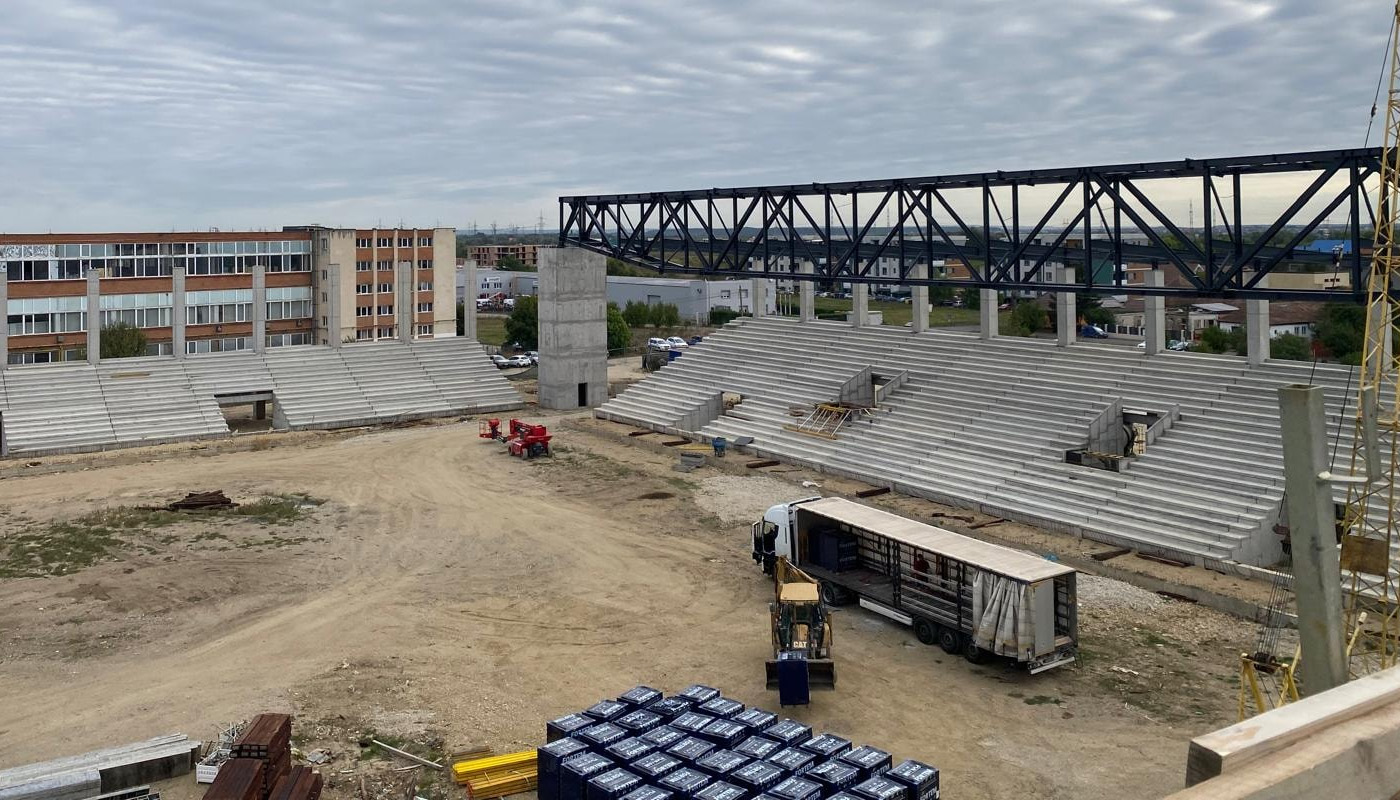 Stadionul Lego aduce un suflu nou în orașul istoric al României, iar investiția de 23.000.000 de euro e gata să fie inaugurate în 2026: „E emulație!”