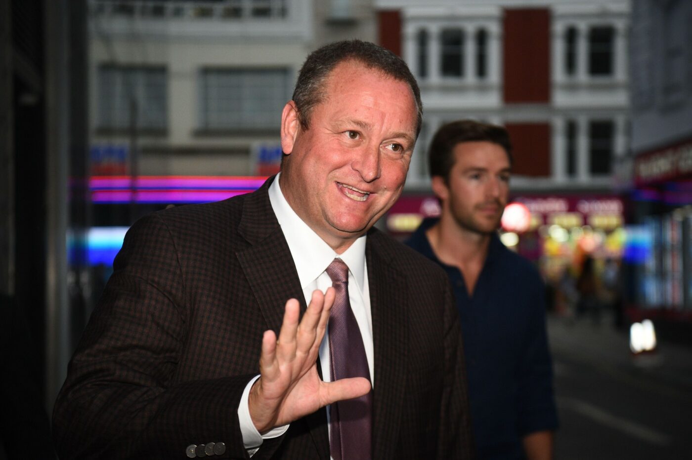 Un miliardar britanic a cumpărat o afacere prosperă din Iași. Face un conglomerat financiar în România și Ungaria cu banii arabilor care i-au cumpărat clubul din Premier League