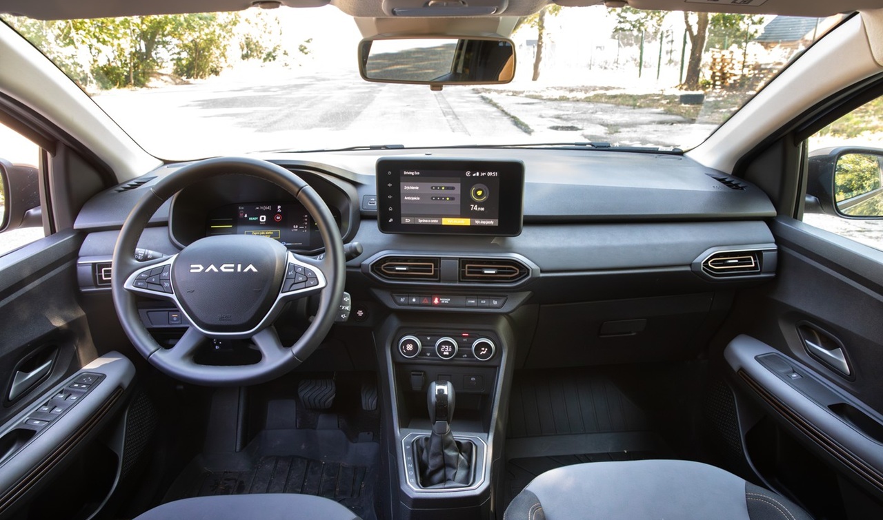 Un taximetrist s-a dus cu Dacia lui în service și nu i-a venit să creadă ce a descoperit, deși reprezentanța îi spusese că mașina n-are nicio problemă